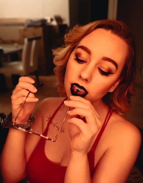 cul écarté onlyfans pornographique nu photo