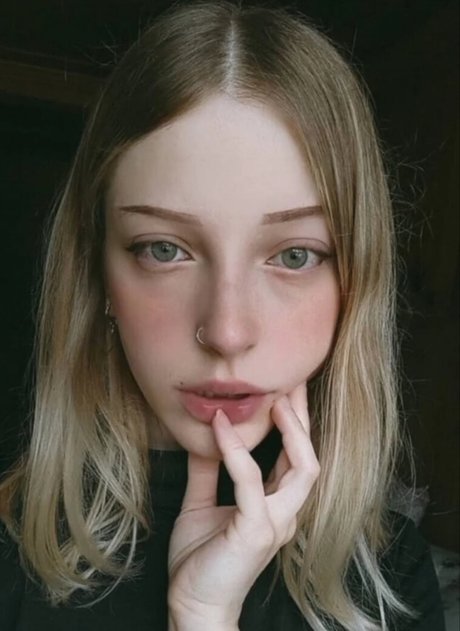 jolie ébène onlyfans adulte exclusif des photos