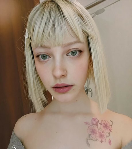 béance anale uniquementfans jolie et gratuite image