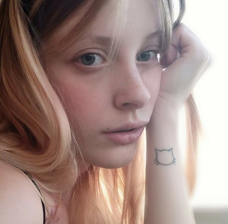 cosplay gros seins onlyfans parfait chaud galeries