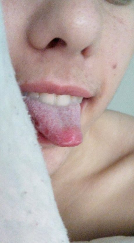 milf aux cheveux noirs onlyfans adulte chaud galeries