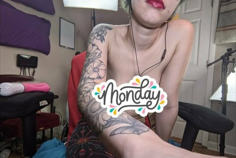 rousse au gros cul onlyfans chaud érotique galerie