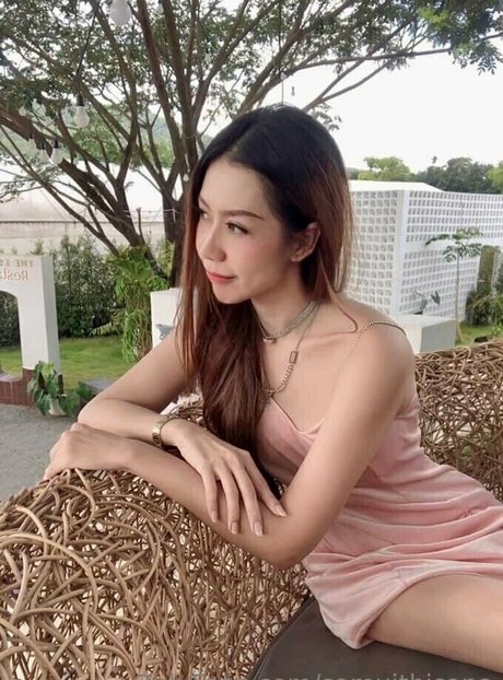 samuithisana actrice érotique archive