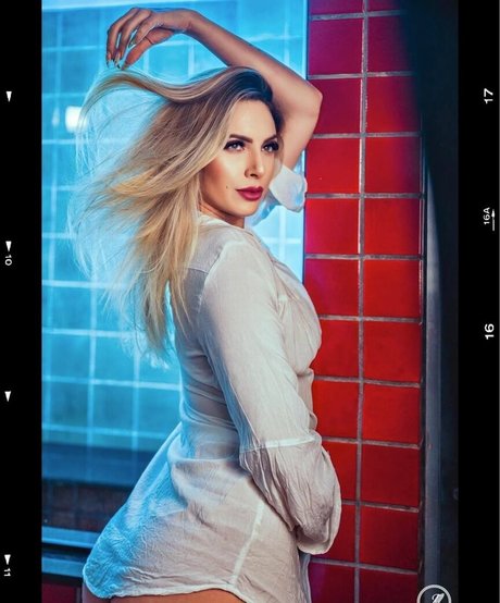 Ana Paula Santos star exclusive photo