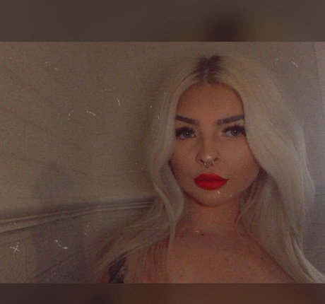 gros cul gros seins onlyfans exclusif parfait img