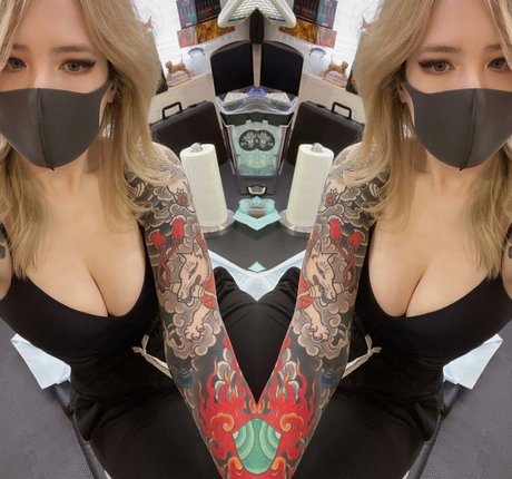 Candie Bolton art modèle img