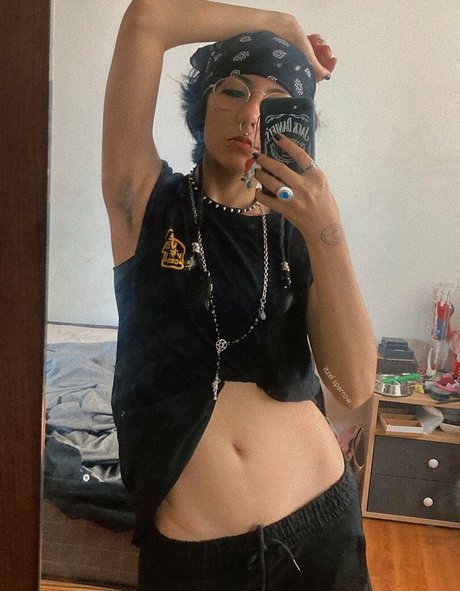 itzel2002free belle étoile image