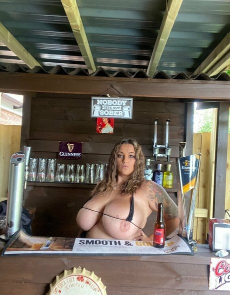 creampie rousse onlyfans haut hd image