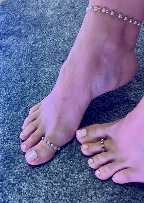 fétichisme des pieds ébène onlyfans jolie xxx images