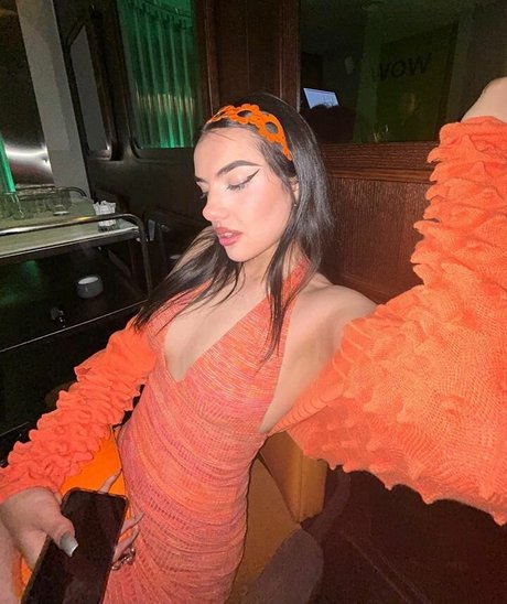 Marta Sango étoile de l'art galeries