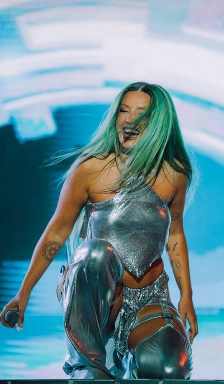 tatouage bbw onlyfans sympa xxx archive