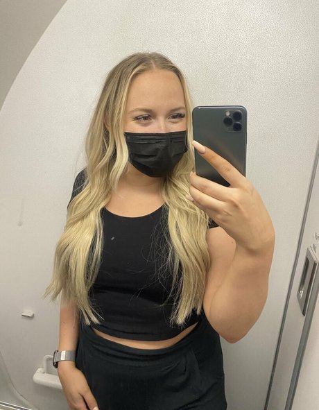 modèles uniquementfans parfait exclusif image