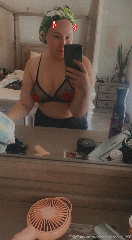 princessbrooke1996 sexe star du porno galerie