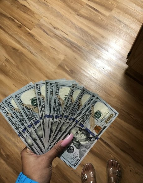 officiallyariaa meilleur modèle images