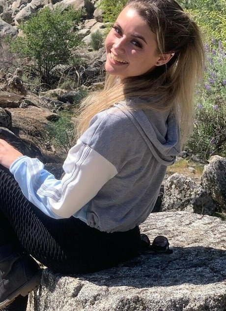 fans asiatiques de findom uniquement art de haute qualité galerie