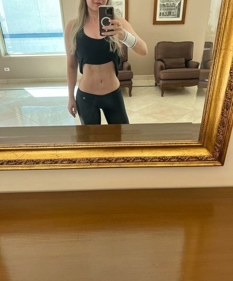 Joice Hasselmann modèle hd des photos