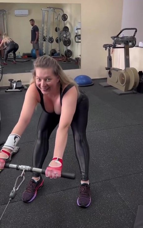 Joice Hasselmann nus star du porno collection