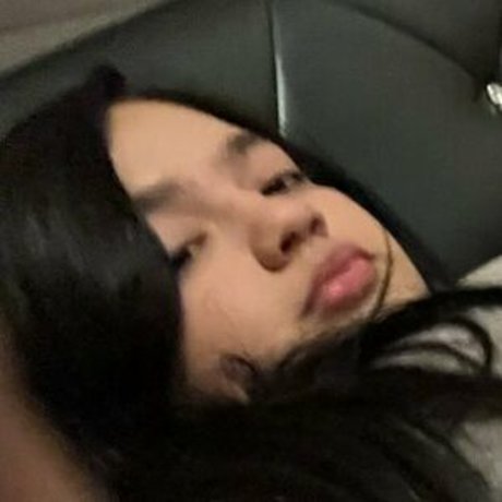 villeyani modèle magnifique photos