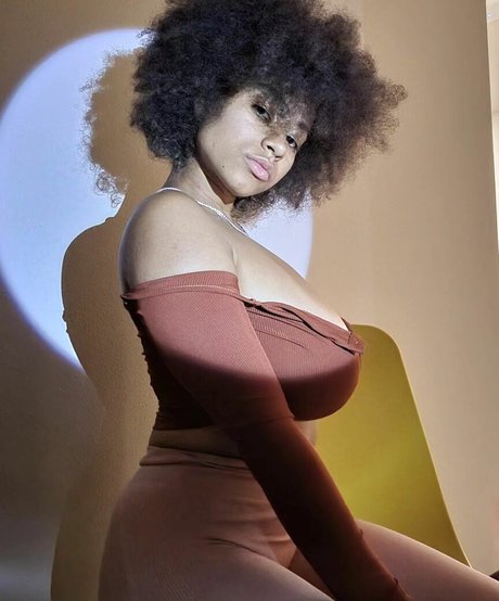 coco ppop01 beau modèle image