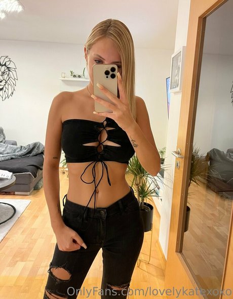 lovelykatexoxo actrice hd image