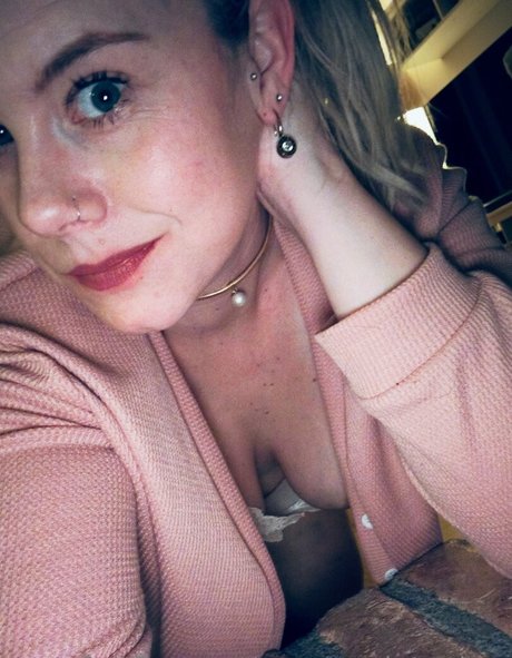 vanessa obsequious actrice parfaite image