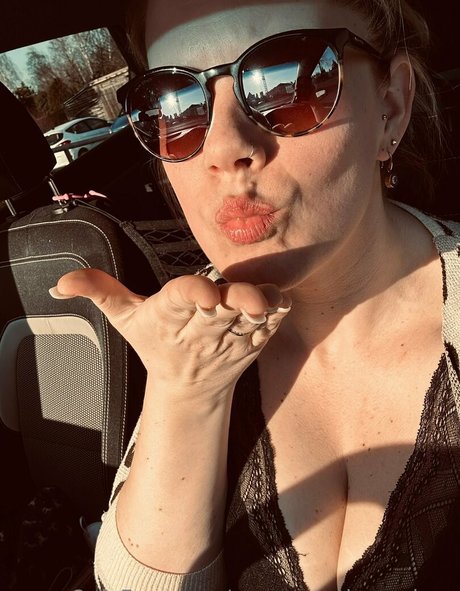 vanessa obsequious étoile sympa galerie