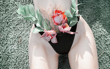 trio à gros seins onlyfans sexe artistique img