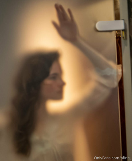 afina_ actrice parfaite image