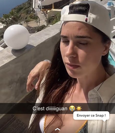 Laura Petard modèle magnifique galeries