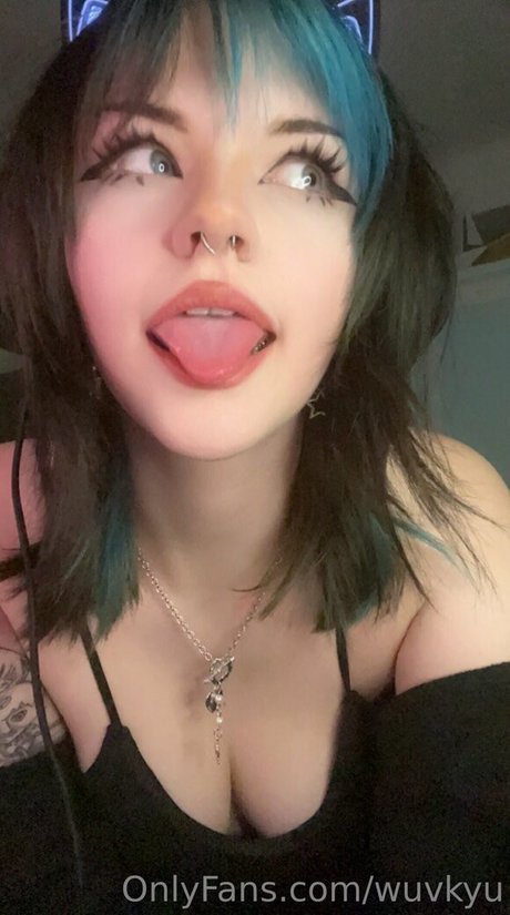 wuvkyu star du porno gratuite photo