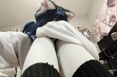 wuvkyu étoile nue collection