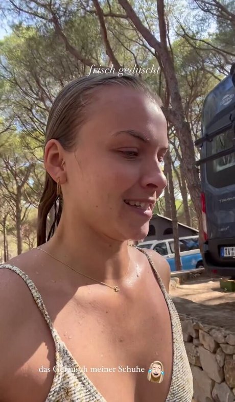 sexe en bikini uniquementfans nus parfaits photo