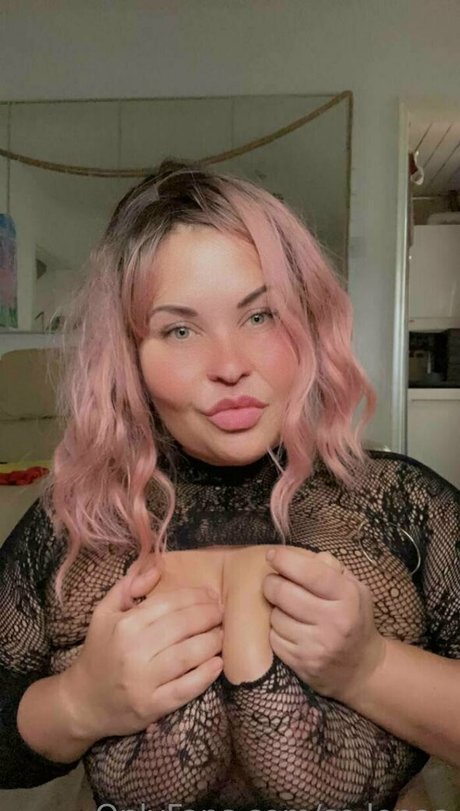 so lenaa étoile chaude des photos