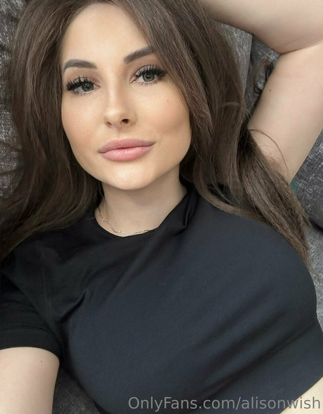 alisonwish modèle meilleur des photos