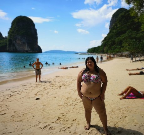 ameenachubbycutie jolie actrice galeries