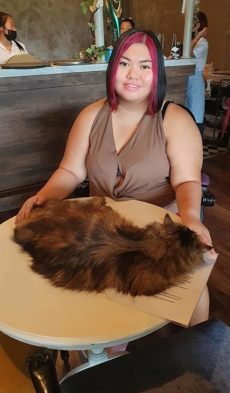 ameenachubbycutie mannequin image