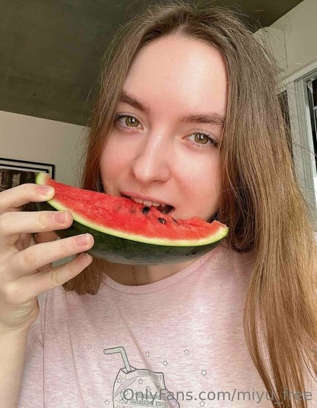 miyu free actrice parfaite images