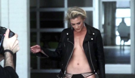 Katee Sackhoff actrice xxx galeries