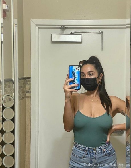 fille courbée dà côté onlyfans porno exclusif photos