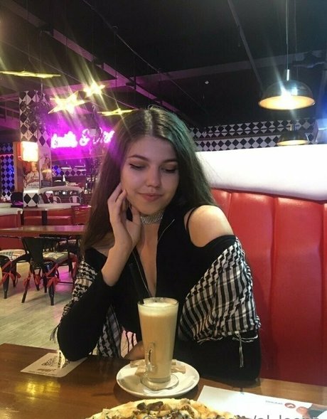 al loona modèles nus photo