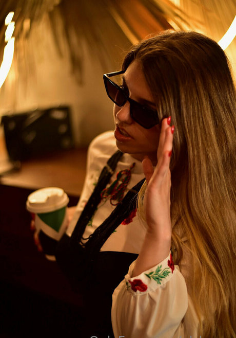 al loona modèle parfait galerie