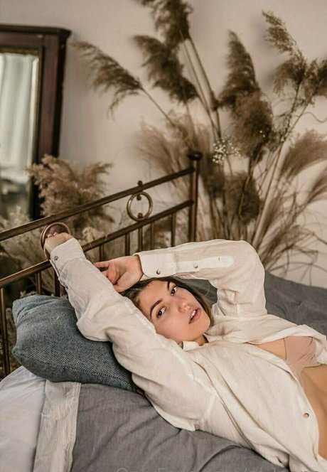 al loona modèle magnifique galeries