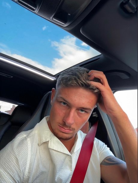 Alexi Jordan actrice sexy images