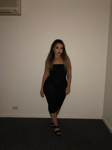 Amalia mannequin galerie