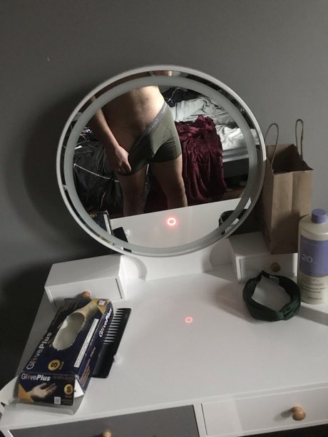 Dadbod actrice adulte img