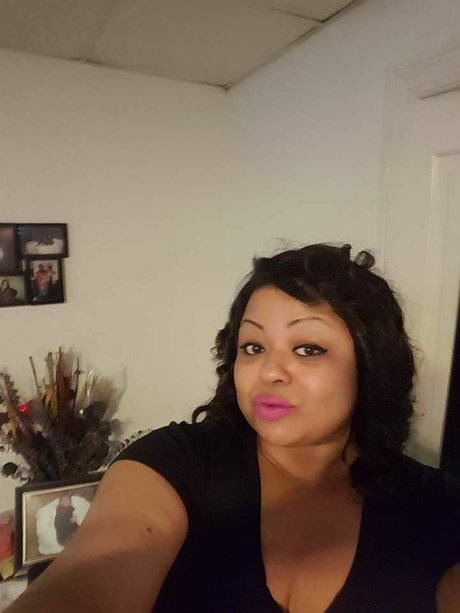 NOLA DA DARLING modèle artistique image