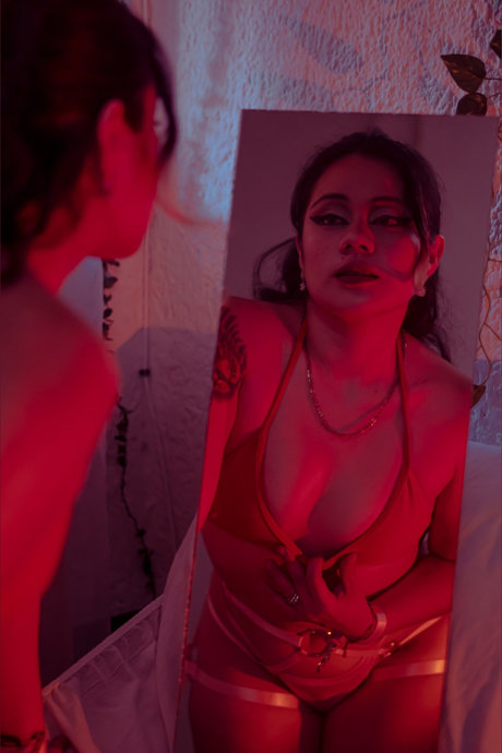 Genesis sarabia étoile de l'art photos