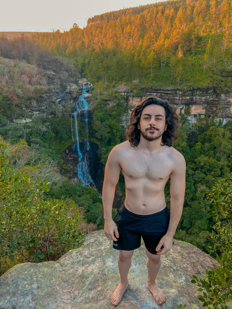 Adriano oliveira actrice parfaite galeries