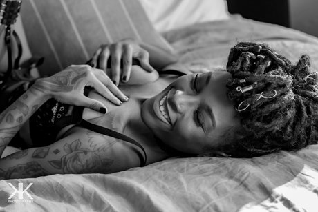 Adrian Kink star du porno photos