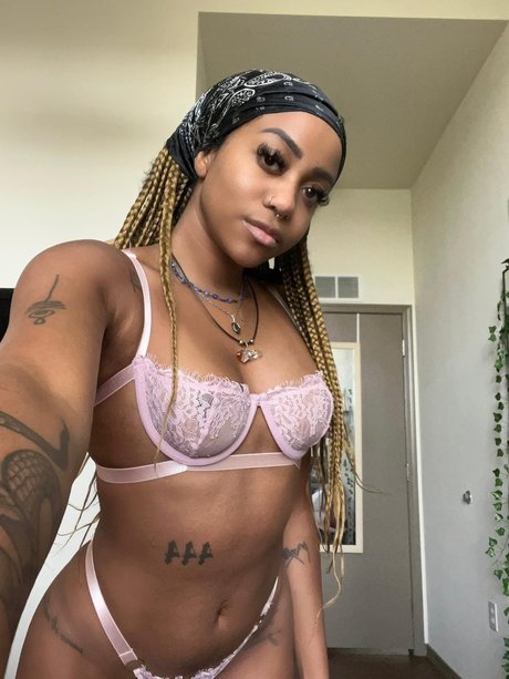 Adonis444 modèle exclusif photos